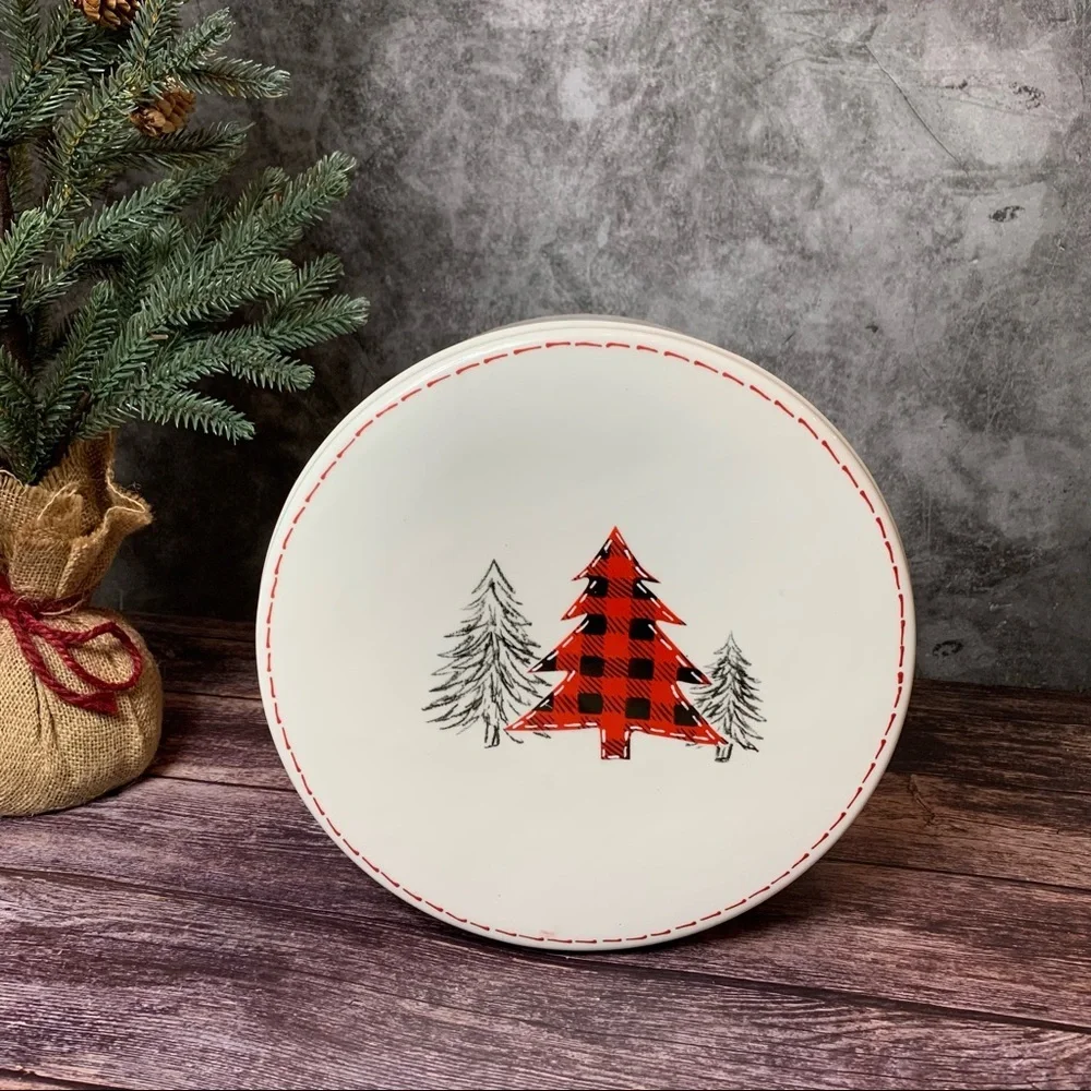 10 Strawberry Street ~ North Pole Bed & Breakfast Ceramic Cookie Tin - Picture 13 of 13
